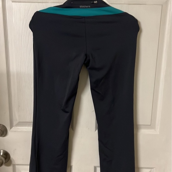 Skechers Yoga Pants - Picture 4 of 4